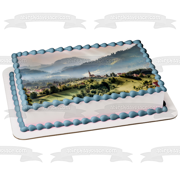 Ciudad rodeada de montañas Imagen comestible para decoración de tarta ABPID52932 