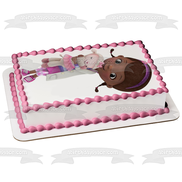 Imagen comestible para decoración de tarta de Doc McStuffins abrazando y Lambie ABPID03377 