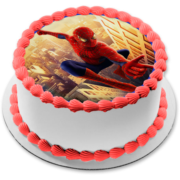 Imagen de decoración comestible para tarta de Marvel Spider-Man saltando sobre edificios ABPID11825 