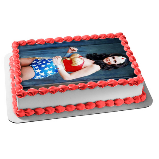 Imagen comestible para decoración de tarta de Wonder Woman Lynda Carter 1975 ABPID50763 