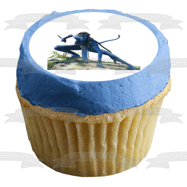 Avatar Movie Neytiri Crouching with a  Knife Edible Cake Topper Image ABPID00509