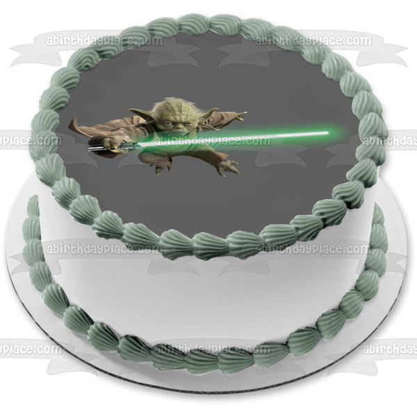 Imagen de decoración comestible para tarta de Yoda y un sable de luz de Star Wars ABPID03345 