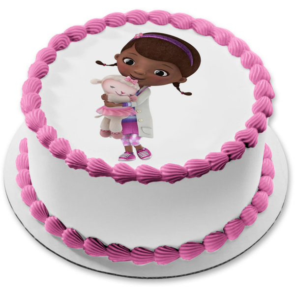 Imagen comestible para decoración de tarta de Doc McStuffins abrazando y Lambie ABPID03377 