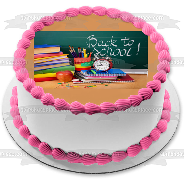 Regreso a la escuela, pizarra, libros y un reloj, adorno comestible para pastel, imagen ABPID03990 