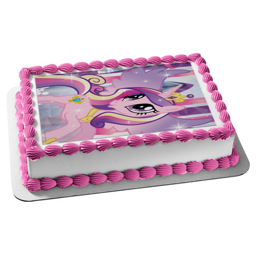 Adorno comestible para tarta con fondo de rayas moradas y rosa de la princesa Candence de My Little Pony, imagen ABPID07040 