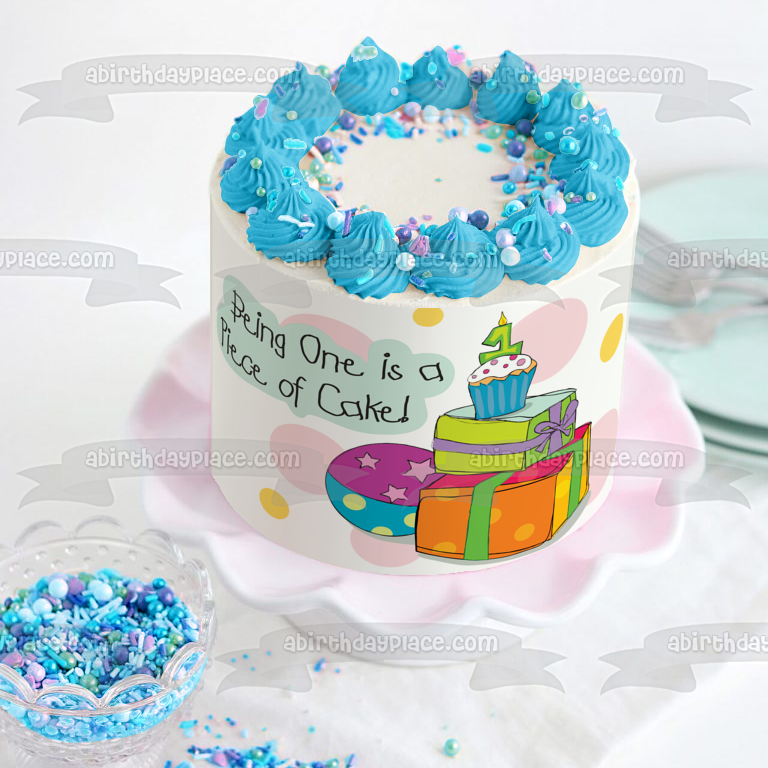 Feliz primer cumpleaños Ser uno es un pedazo de pastel presenta bola cupcake número 1 vela adorno comestible para pastel imagen ABPID13354 