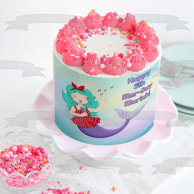 Imagen de decoración comestible para tarta con nombre personalizado del 5º Día de la Sirena cantando feliz ABPID51078