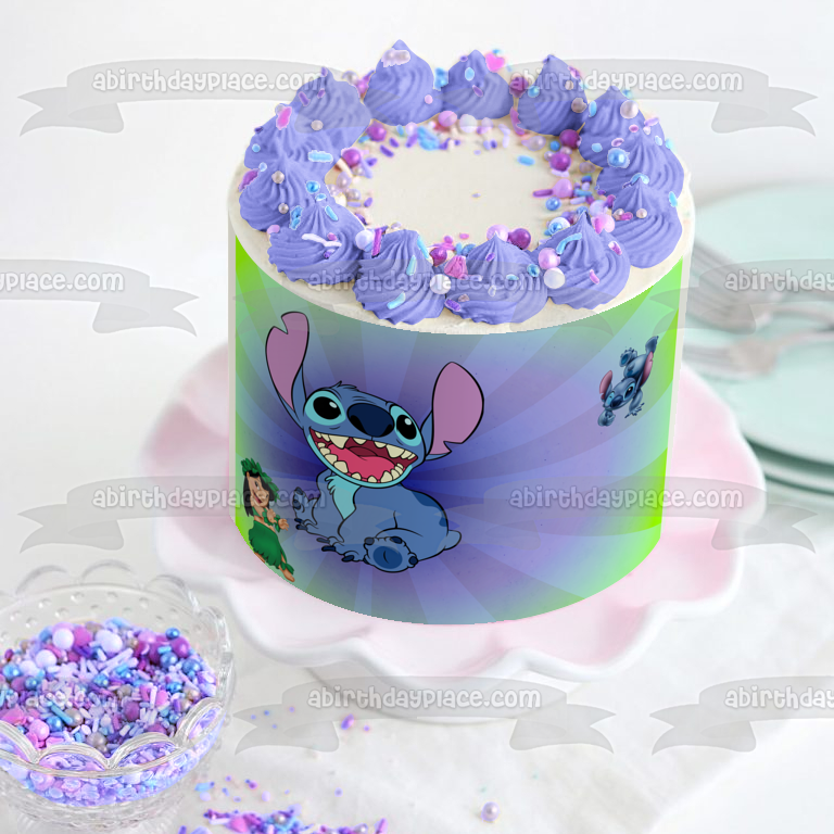 Lilo y Stitch con un fondo azul y verde desvanecido Imagen comestible para decoración de tarta ABPID57654 