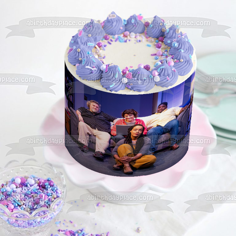 Imagen de decoración comestible para tarta de Rae de Tiny Beautiful Things ABPID57647 